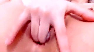 Erotic live chat with cute beautiful girl