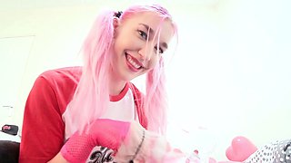 Bitch gives wam blowjob and handjob in pov scene