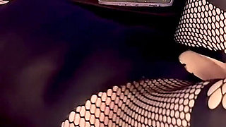 Kirbyred - First Fucked Then Fisted up to Squirt