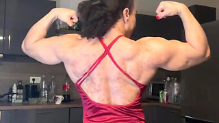 Muscle curves beg for rough flexing