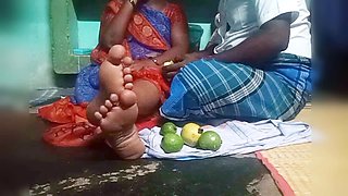 Indian Aunty Pussy Eating in Boy Friend Village Homemade