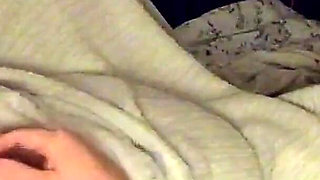 Bbwbootyful rubbing squeezing my huge boobs