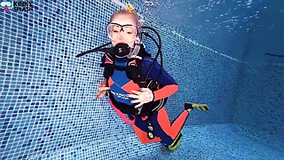 Lucy Laurens Underwater Lesbian Scuba Instructor POV Pussy Fuck Seduction