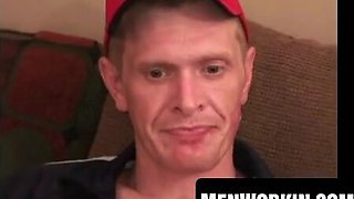 Aged amateur luvs tugging his weenie on the bed