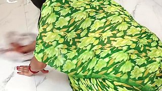 Desi Kamwali Bai Hardcore Fuck - Rough Sex with Indian Aunty Shakshy