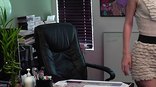Nina Hartley engages in an incredible 69 position with her secretary