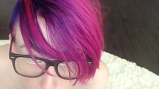 Amateur brunette chick toying her ass and pussy on webcam