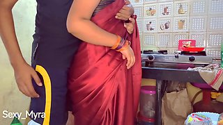 Stepmom leads a steamy kitchen orgy with college girls