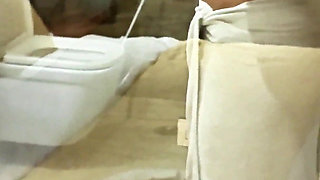 Lonely Indian Stepmom Trying to Seduce Her Stepson for Sex.