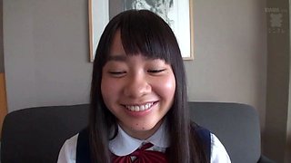 Japanese teen fingered in the clinic