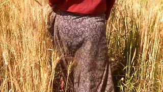 Hot Desi Bhabhi Shows Her Fat Ass to Devar in Wheat Field - Outdoor Sex