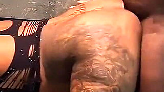 Nana She-devil Fucking Her Husband's Friend