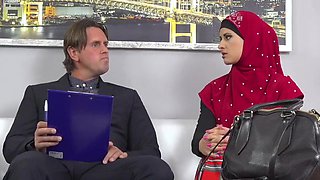 lawyer settles for fine muslim pussy