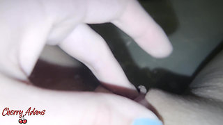 Fingering My Pussy and Exhibiting My Feet at the Bathtub