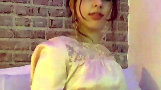 Hot brunette from squirt masturbating on webcam