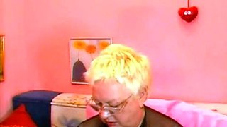 Amateur Webcam Granny