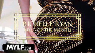 Richelle Ryan's interview with Romeo Mancini will blow your mind!