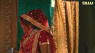 Indian gorgeous MILF erotic video