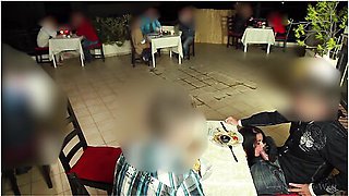 Public Extreme! 3-er In The Restaurant! Alexandra Wett