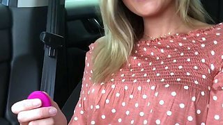 Horny amateur couple close up anal on webcam