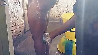 Outdoor Bathing My Pregnant Girlfriend in Dirty Environment