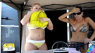 Horny blonde teen babe rubbs her shaved taco outdoor