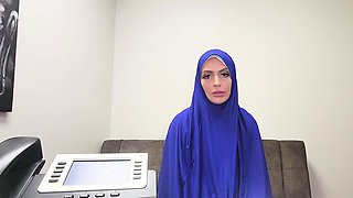 Amateur Arab bigass babe fucked in POV