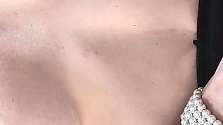 Swingabull BBC Session: Hotwife Fisting Surprise Attempt and Oral Creampie
