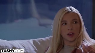 Kenzie Reeves Anal Domination - Petite College Wife First Anal with Neighbor