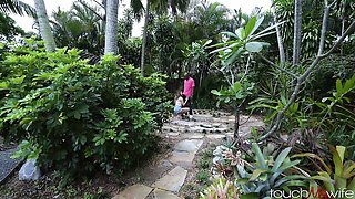 Interracial scene with flashy Dickdealer Don from Touch My Wife