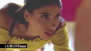Inveigling Clea And Babys Dildo Smut - Baby Nicols And Clea Gaultier