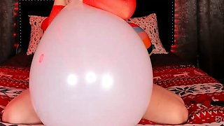 Sexy hottie Anetta Keys enjoys a solo toy masturbation