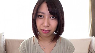SIRO-4640　【初撮り】【柔らか美爆乳】【淑女の色気】佇まいから品の良さが覗える元ホテルマンの奥様。旦那だけでは発散出来ない性欲を爆発させ、他人棒で突かれるたびに爆乳を揺らして..
