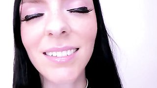 Endearing model - cum in mouth porn - LA New Girl