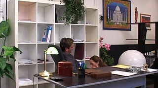The Secretary Is Late to Make Amends and Gets Fucked by the Boss.