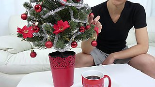 Blonde babe shows her big boobs in public