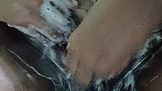 Mallu Kerala harisha aunty pussy shaving