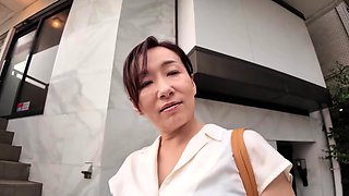 Asian bukkake fetish slut fingered and toyed