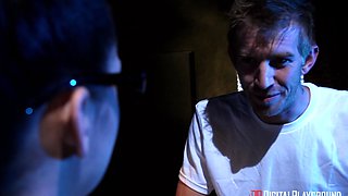 Glamour MILF Katrina Jade heart-stopping adult video