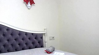 Beauty small tit amateur teen masturbating her shaved pussy