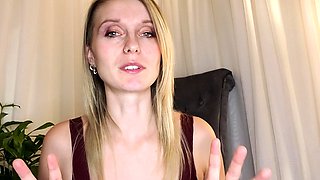 Blonde teen fucks her bun with sex toy and does blowjob