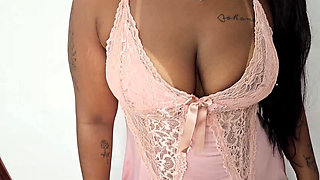 Jr Doidera fucked the ass of the big brunette and came in the mouth of the naughty girl