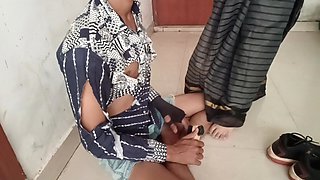 Cute saree bhabhi gets naughty with Shoe polish wala for rough and hard anal sex after Joota polish on her back in Hindi