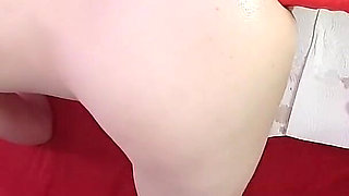 Essex Girl Lisa Anal Dildo Fun on the Fucking Machine