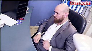 Izzy Mendosa Big Ass German Milf Fucked Hard By Her New Boss