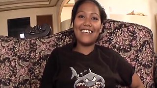 Filipina teen fucked on boyfriends couch