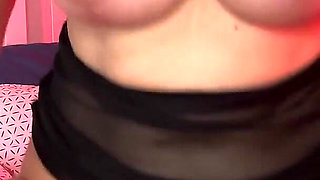 Curvy Kira Queen Shows off Her Perfect Body and Rides a Big Dildo!