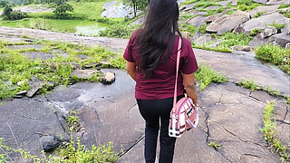 Turister Bhabhi Girl Hamari Ghar Wale Pahad Par Ghoom Aaye, Maine Usko Mere Ghar Le Gaya Aur Uski Gand Par Li - Indian Desi Bhab