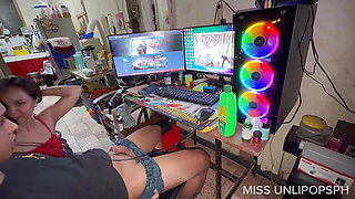 Pinay Stepsis Suck and Cum swallow while Gaming!