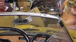 Mr Creampie gets help with his big end